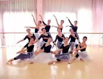 互动操成人舞蹈教学视频